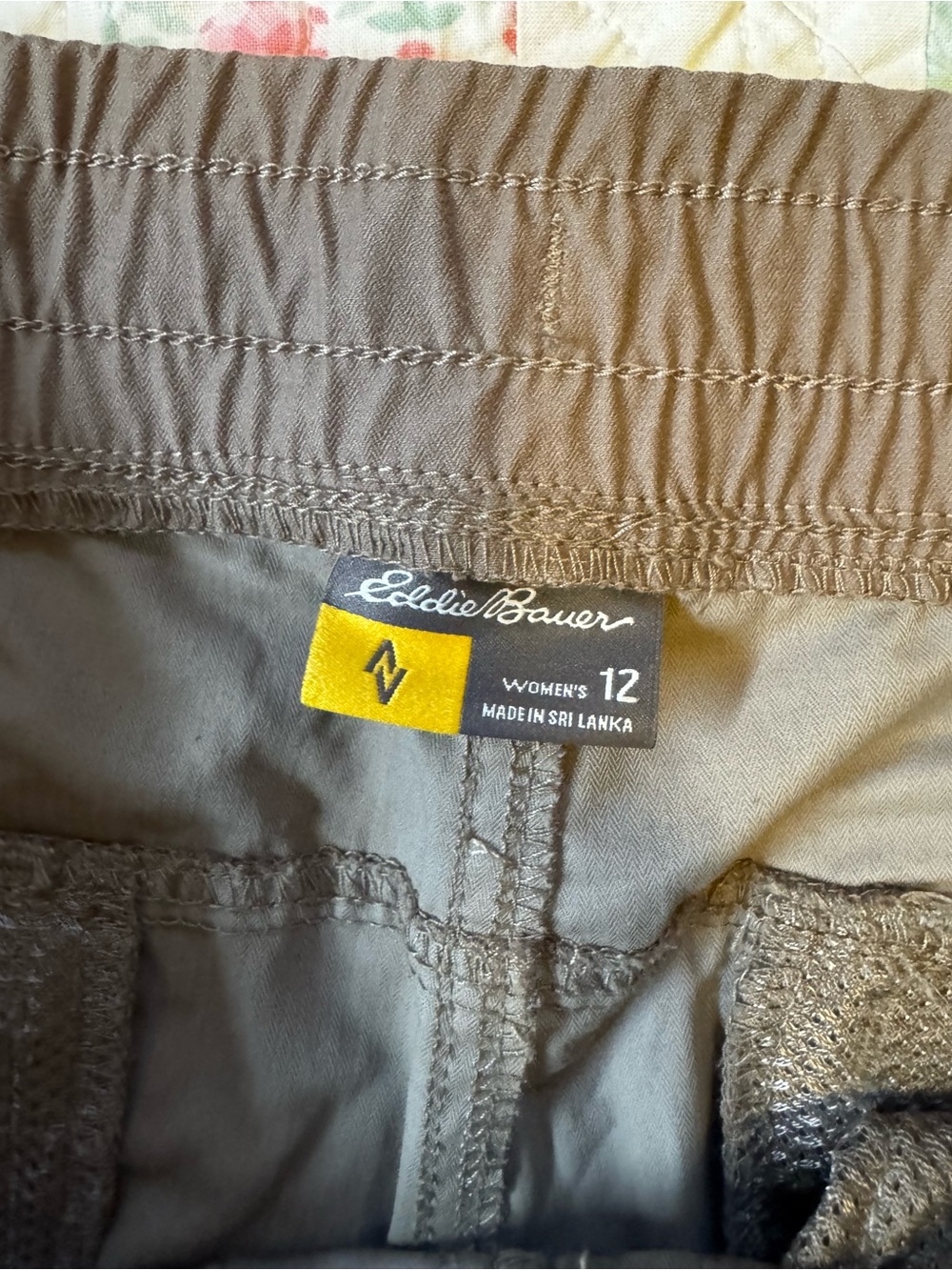 Eddie Bauer Women's Olive Gray Elastic-Waist Joggers